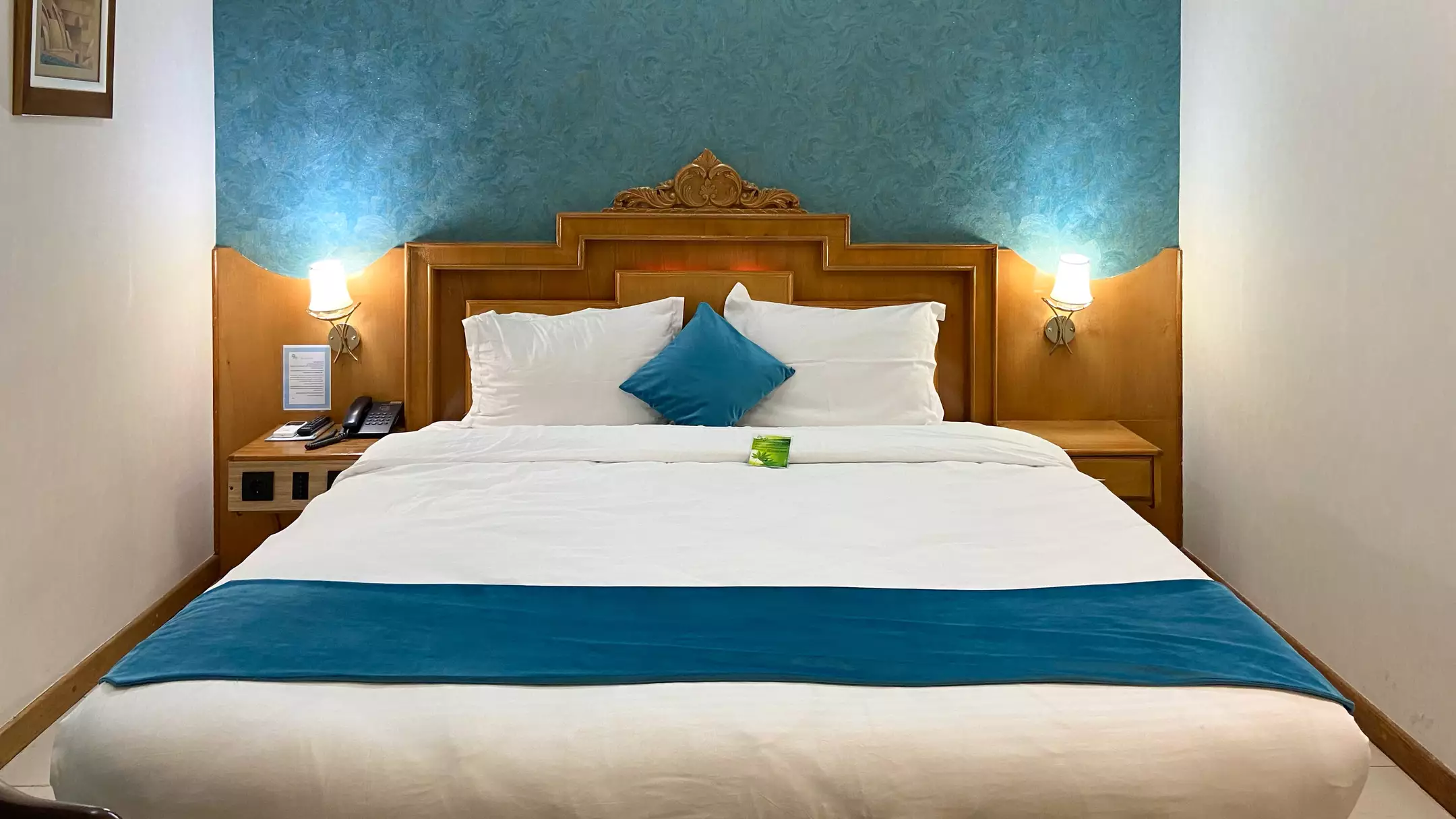 Alibaba https://cdn.alibaba.ir/ostorage/hotel-accommodation-images/6703196c0ec5a9c48c927feb_c5646887-48d5-49ac-bff2-f6ed034ccd34_دبل تراس دار (2).webp